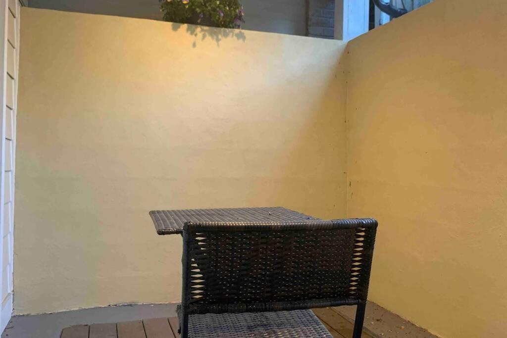 Bougainvillea Dc 2 Bedrooms 2 Bathrooms Den With Twin Sofa Bed And Queen Sofa Bed In Living * Washington